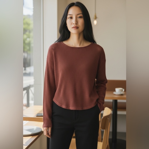Aeropostale Tops - Aeropostale Burgundy Sweater